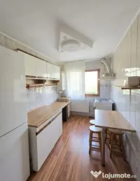 Apartament 3 camere , decomandat , 50 m2, zona MICRO 40 