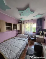 Apartament 3 camere , decomandat , 50 m2, zona MICRO 40 