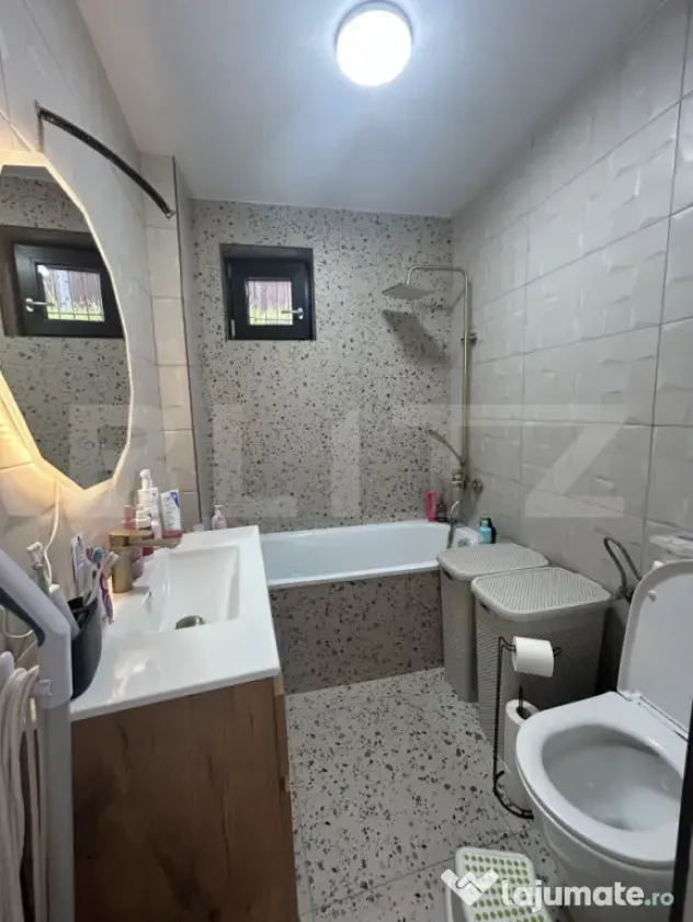 Casă complet renovată, mobilată și utilată – Zon?
