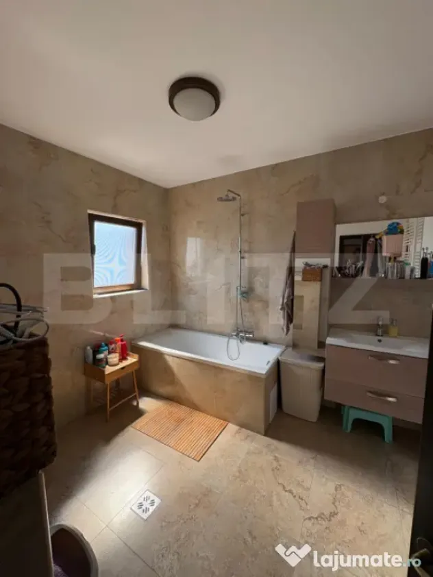 Apartament 3 camere, 77 mp,+22 mp terase, parcare inclusa, B
