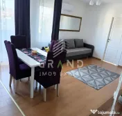 Apartament 3 camere de vanzare , zona Sesul de Sus , Florest 