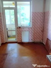 De vanzare - apartament cu 3 camere decomandate, Tiglina ... 