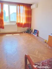 De vanzare - apartament cu 3 camere decomandate, Tiglina ... 