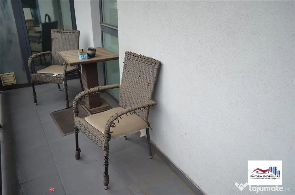 Apartament Bloc Nou 3 Camere 2 Bai si Parcare Privata de Zo