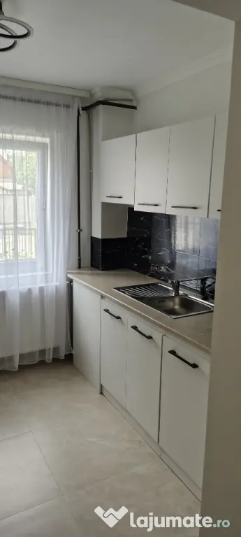 Apartament de vanzare sau de inchiriat