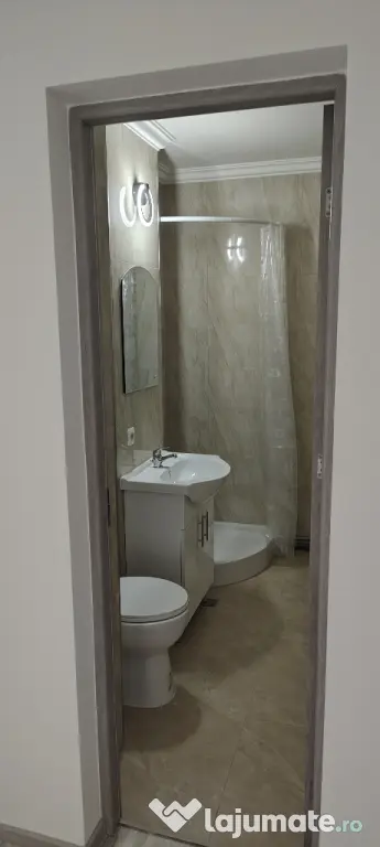 Apartament de vanzare sau de inchiriat