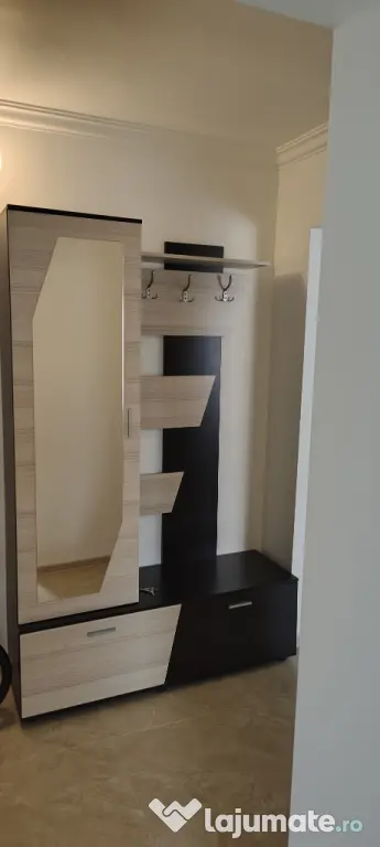 Apartament de vanzare sau de inchiriat
