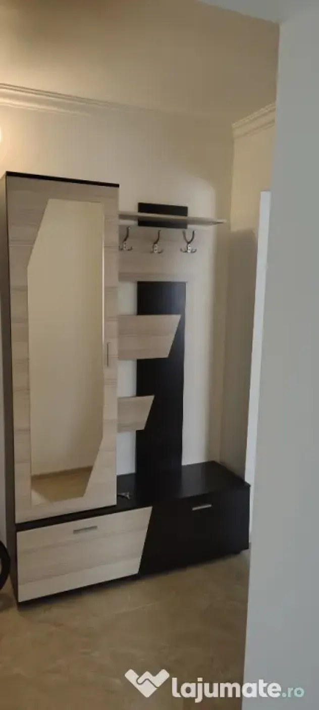 Apartament de vanzare sau de inchiriat