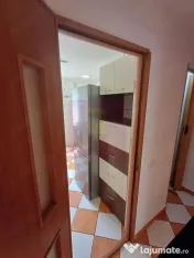 Apartament cu 3 camere, boxa subsol si loc parcare - Berceni 