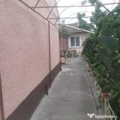 Vand casă în Micălaca