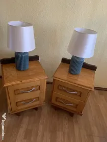 Vând noptiere,scaune și comoda tv