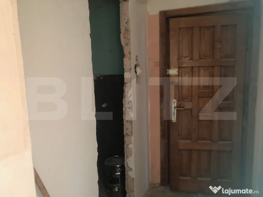 De vanzare apartament , 2 camere , 33 mp , zona Solidaritati