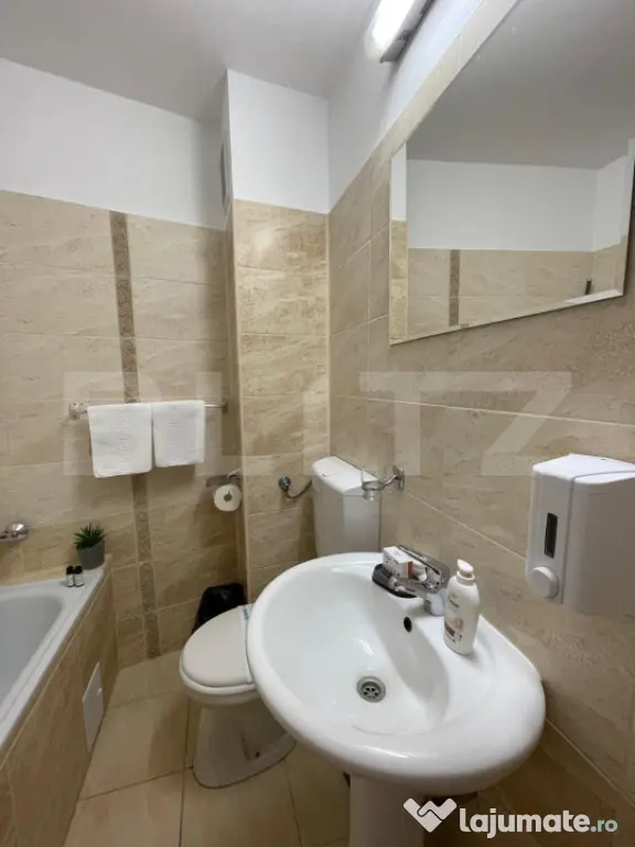 Pensiune de inchiriat, 228 mp, zona Predeal