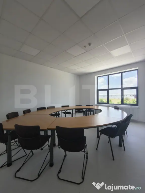 Hala cu cladire birouri, 955 mp, 2850 mp teren, Campia Turzi