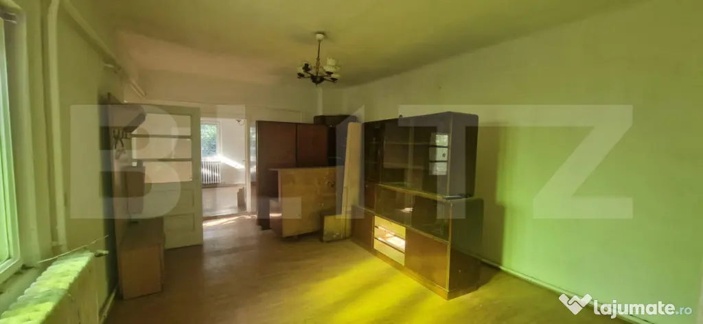 Casa batraneasca renovabila, teren 444 mp , zona Catargiu