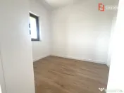 Casa individuala cu 4 camere si teren de 633 mp - zona Mosni 