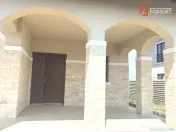 Casa individuala cu 4 camere si teren de 633 mp - zona Mosni 