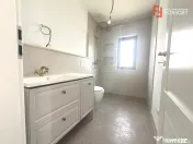 Casa individuala cu 4 camere si teren de 633 mp - zona Mosni 