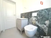 Casa individuala cu 4 camere si teren de 633 mp - zona Mosni 