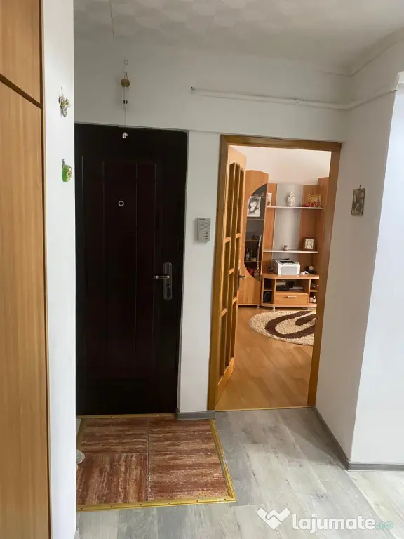 De vânzare, apartament 2 camere, decomandat, oraș Călărași, jud. Călărași
