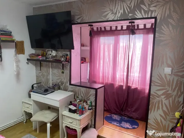 De vânzare, apartament 2 camere, decomandat, oraș Călărași, jud. Călărași