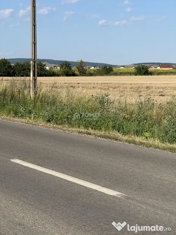 Terenuri pe șoseaua Brașovului în Bod spre Sanpetru