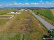 Terenuri pe șoseaua Brașovului în Bod spre Sanpetru