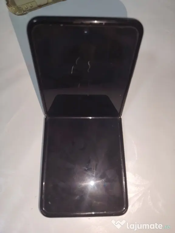 Samsung Galaxy Z Flip3 256GB