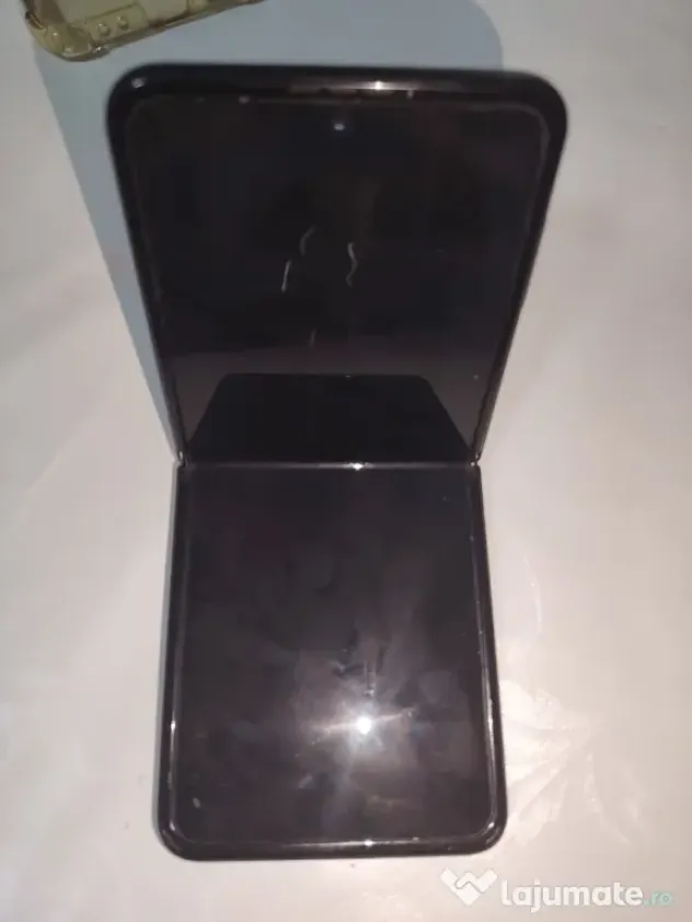 Samsung Galaxy Z Flip3 256GB