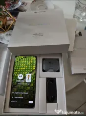 Motorola Edge 70 fusion FIFA edition 256GB 8GB RAM 5G  PANTONE Silhouette black + casti cadou moto buds bass bluetooth 