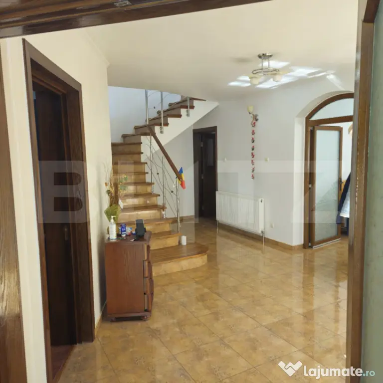 Spațiu Comercial / Birouri de Excepție – Zonă Centrală