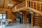 Caban#259; din Bu#537;teni de V#226;nzare #238;n Bucovina |