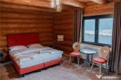 Caban#259; din Bu#537;teni de V#226;nzare #238;n Bucovina |