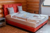 Caban#259; din Bu#537;teni de V#226;nzare #238;n Bucovina |