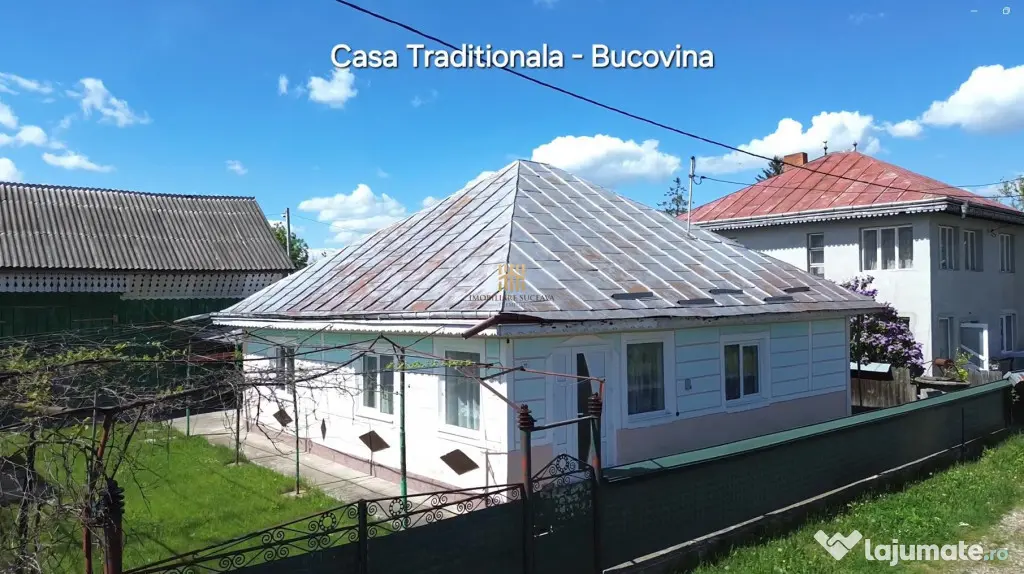 Cas#259; tradi#539;ional#259; #238;n Bucovina, cu teren de 1