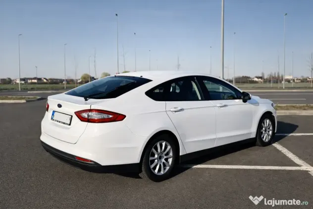 Ford Mondeo 165 CP