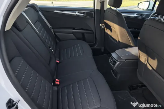 Ford Mondeo 165 CP