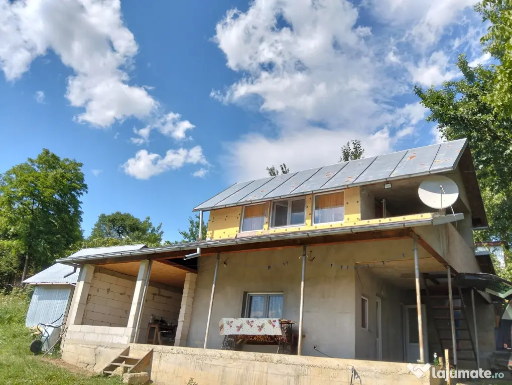 Casa de vanzare in Socea, Rediu, Jud. Neamt