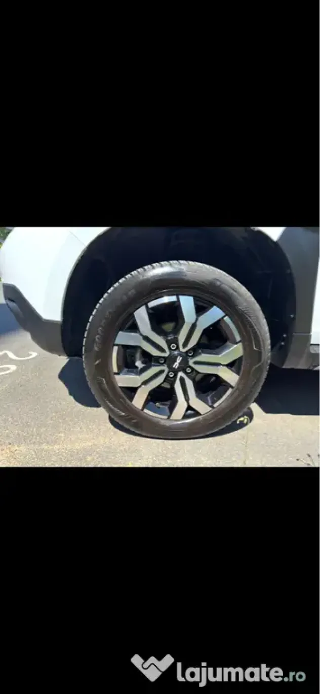 Dacia Duster 4x4, 1.5dci, pachet confort + drumuri grele