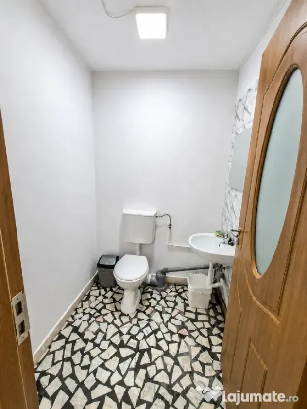 Rudolf 30 mp spatiu comercial