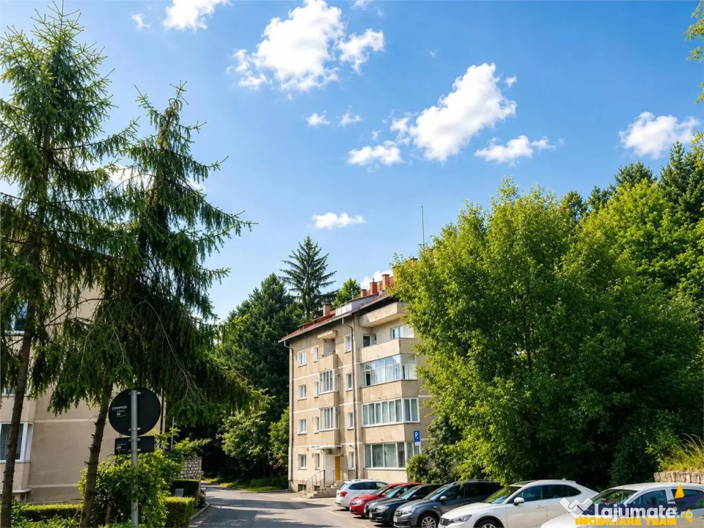 Drumul Poienii .LIvada Postei: 3 camere decomandate,2 balcoa