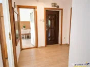 Drumul Poienii .LIvada Postei: 3 camere decomandate,2 balcoa