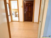 Drumul Poienii .LIvada Postei: 3 camere decomandate,2 balcoa