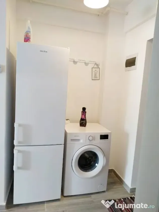 garsoniera cu loc de parcare