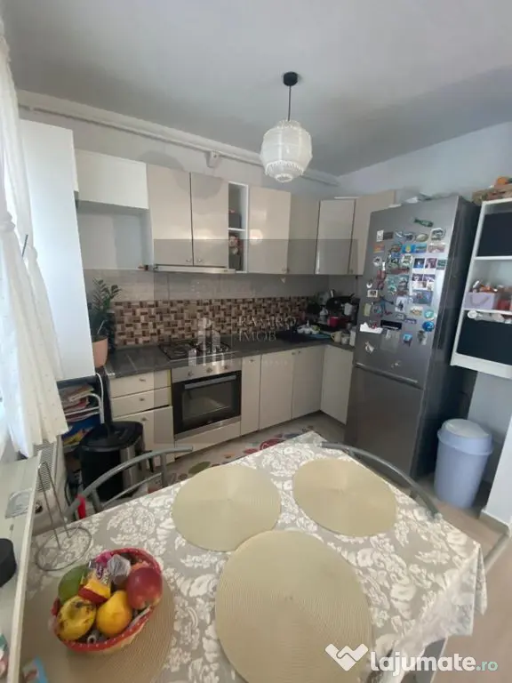 Bloc Nou Finalizat 3 camere 72mp Loc de parcare Metalurgiei