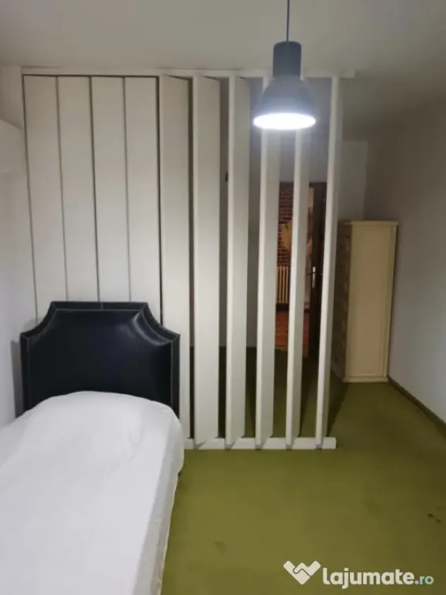 Apartament 4 camere, 103 mp, zona Centru/Ramada