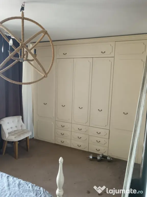 Apartament 4 camere, 103 mp, zona Centru/Ramada