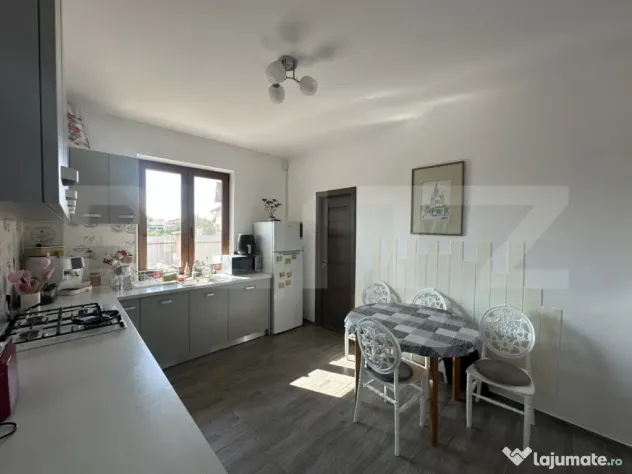 Casă de vânzare în Vetiș – Cartier Holiday,130 mp, Ter