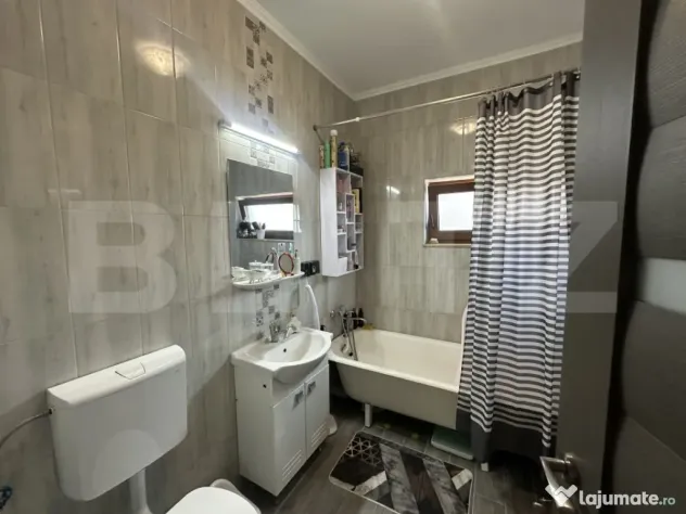 Casă de vânzare în Vetiș – Cartier Holiday,130 mp, Ter