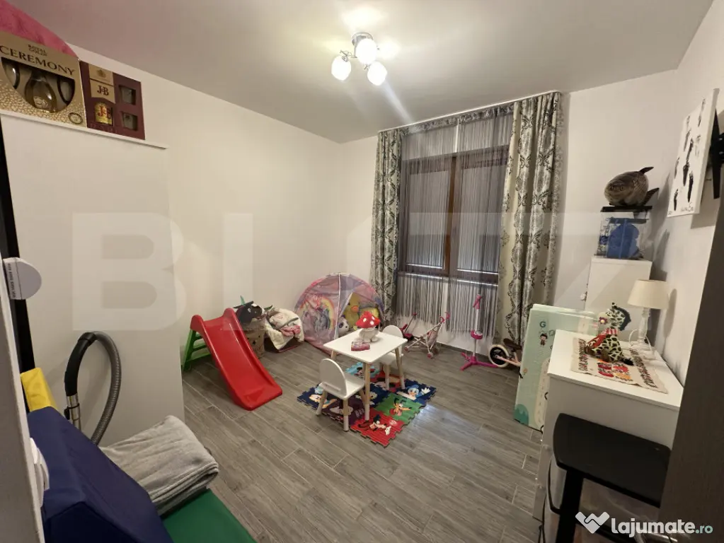 Casă de vânzare în Vetiș – Cartier Holiday,130 mp, Ter